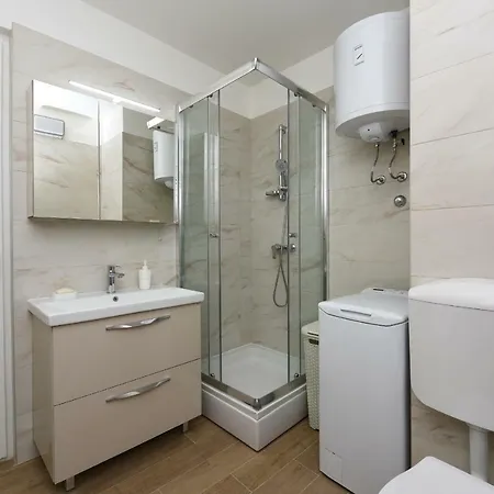 July Apartment *