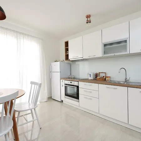 July Apartment Zadar